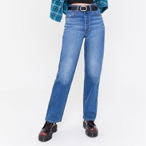 Levi’s Ribcage Straight Leg Charleston Vintage